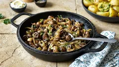 Vergeet olie. Nu bakken we er champignons in. Iedereen is er dol op.